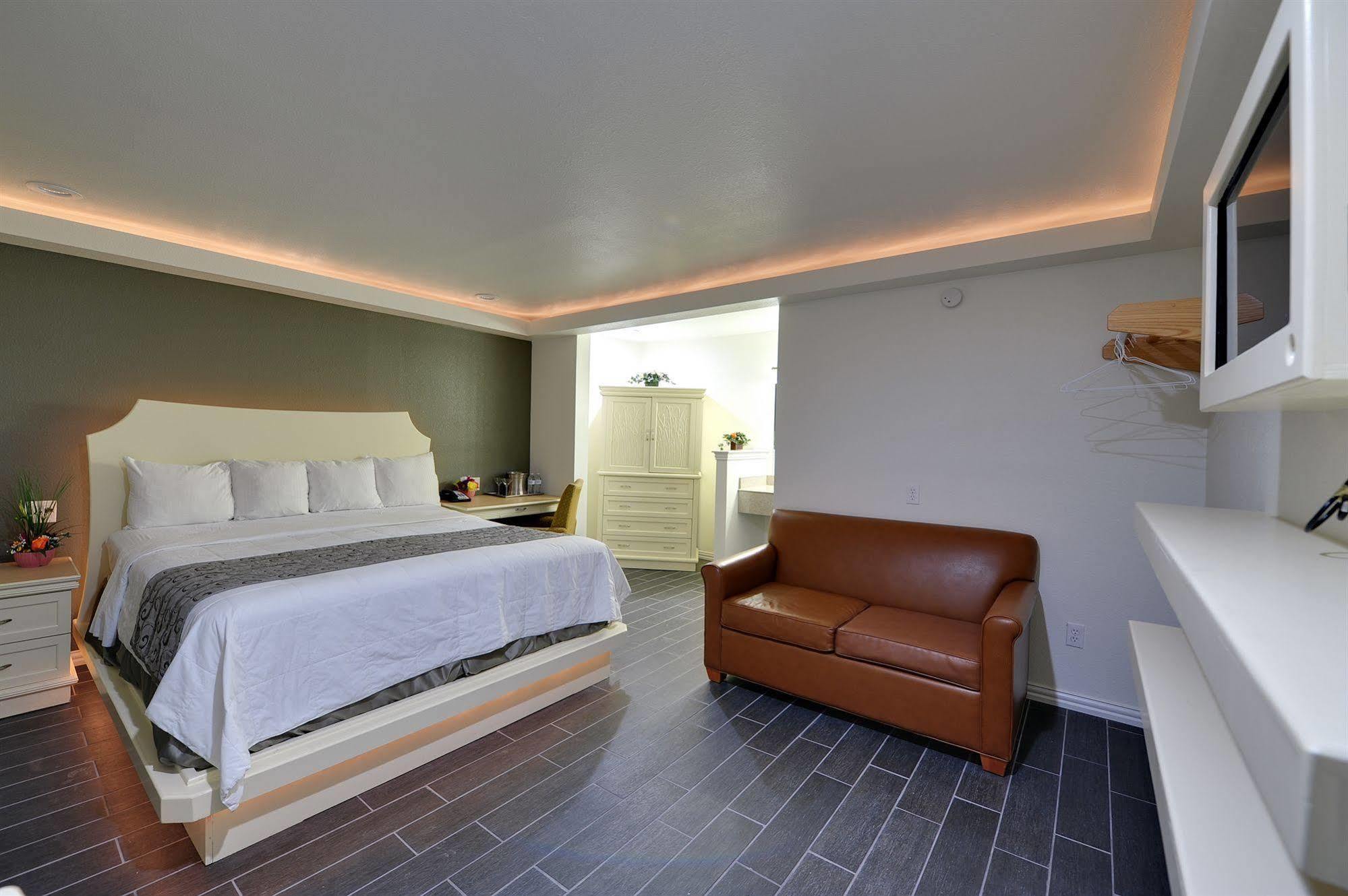 Romantic Inn & Suites Ντάλλας Εξωτερικό φωτογραφία