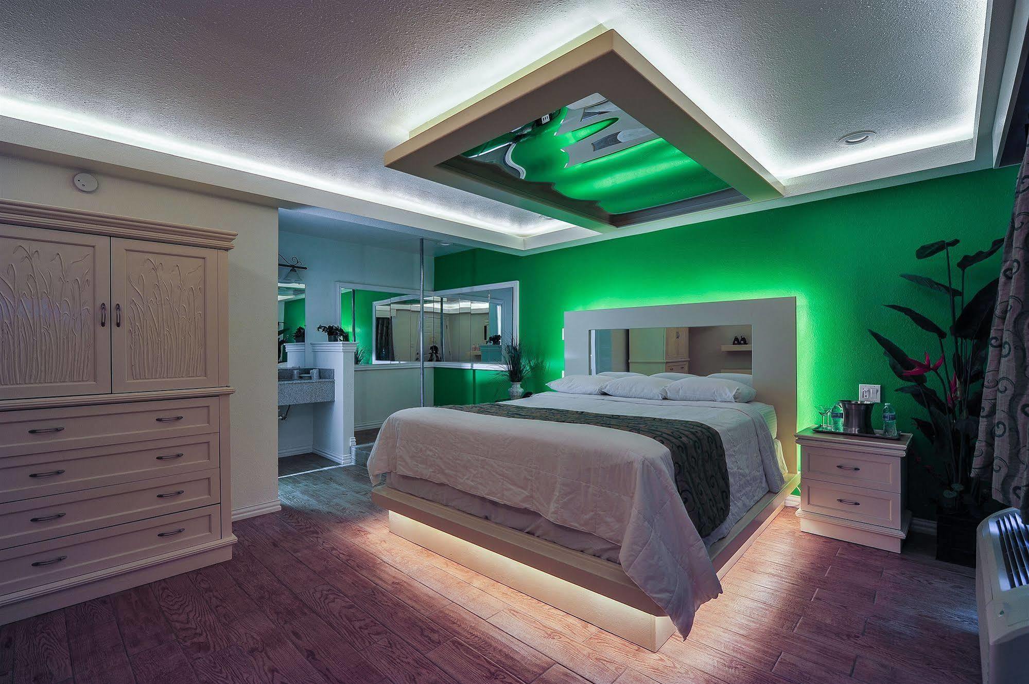 Romantic Inn & Suites Ντάλλας Εξωτερικό φωτογραφία