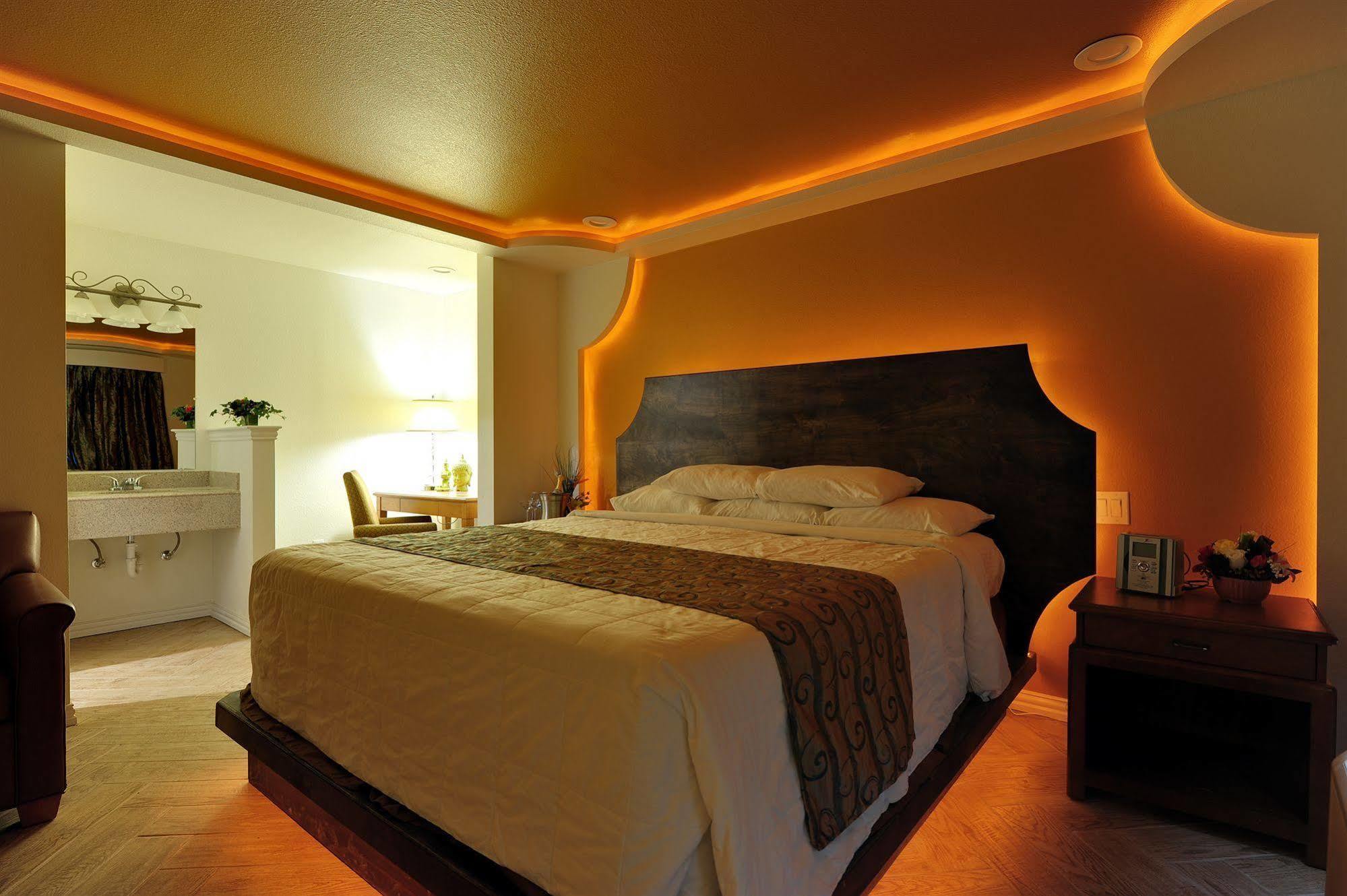 Romantic Inn & Suites Ντάλλας Εξωτερικό φωτογραφία