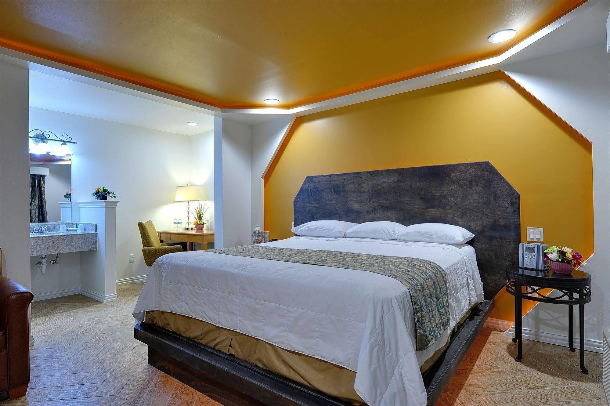 Romantic Inn & Suites Ντάλλας Εξωτερικό φωτογραφία